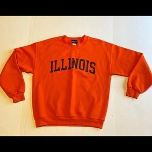 Adorable cropped Illinois sweatshirt- cropped bottom. Worn twice.